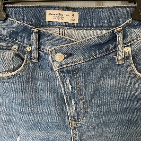 Abercrombie & Fitch 90’s Straight Ultra High Rise Criss Cross Waist - Picture 9 of 11